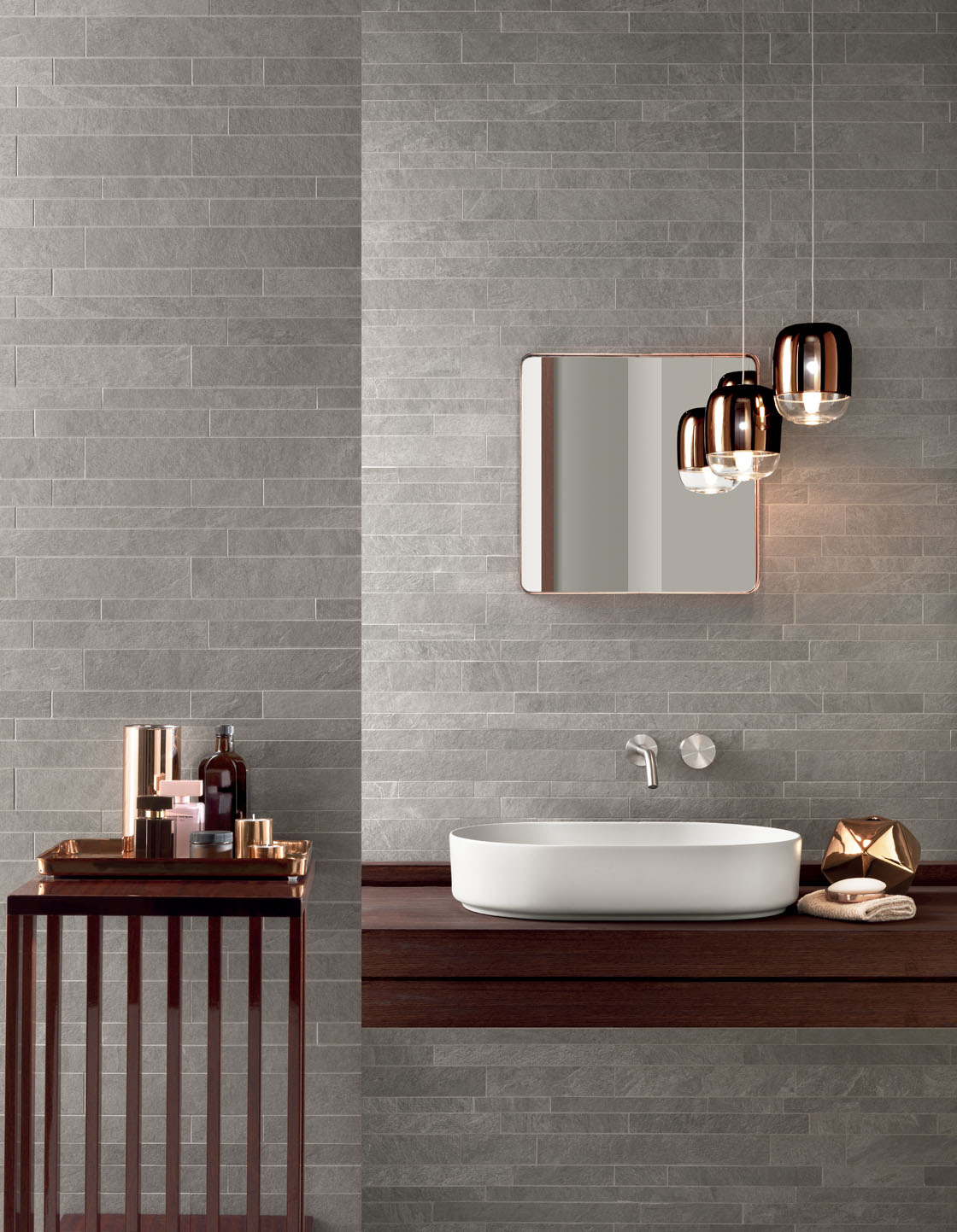1259_z_LEA-waterfall-silverflow-muretto-105mm-bathroom-001