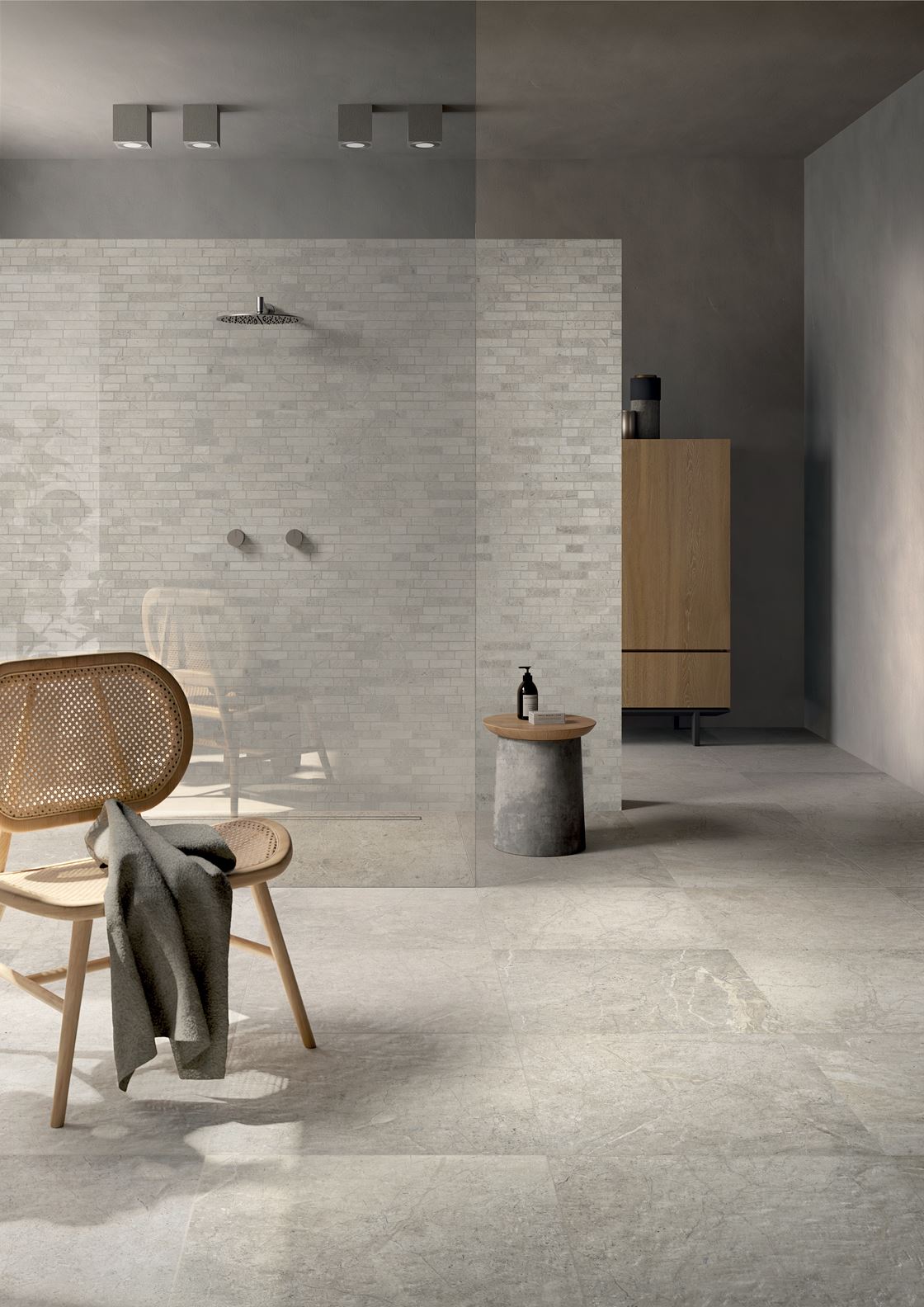 4412_z_LEA-anthology-white-worn-bagno-001